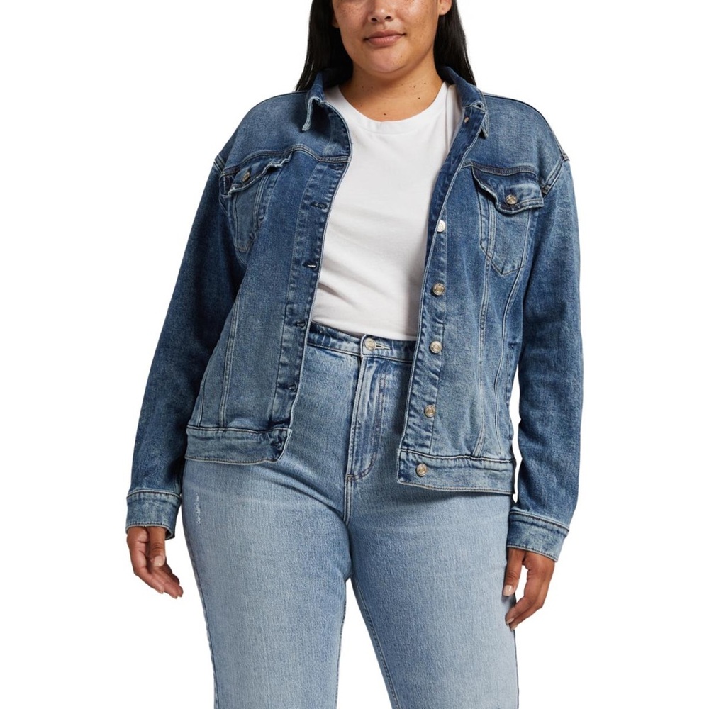 SILVER JEANS CO. Plus Size Denim Trucker Jacket in Indigo